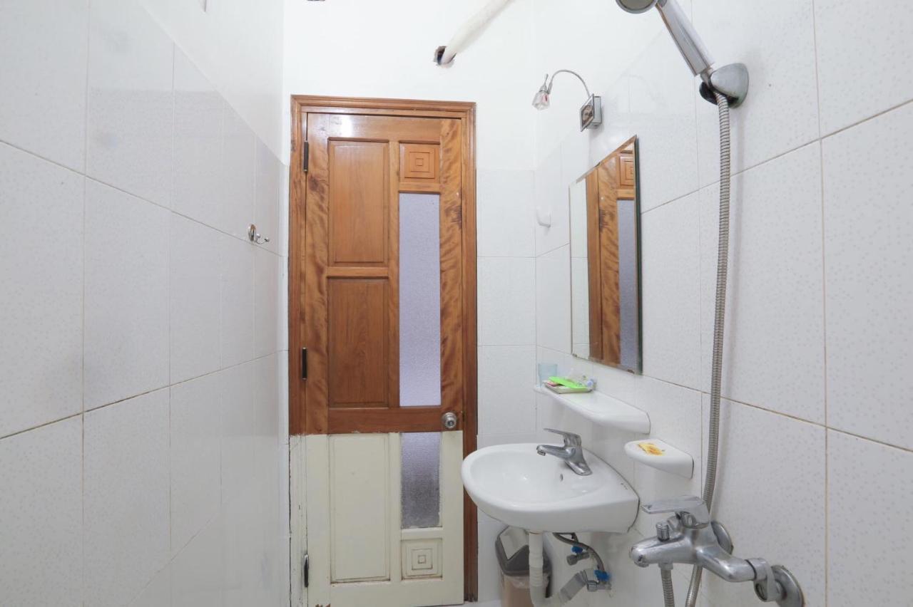 Dimpless Homestay Хюе Екстер'єр фото