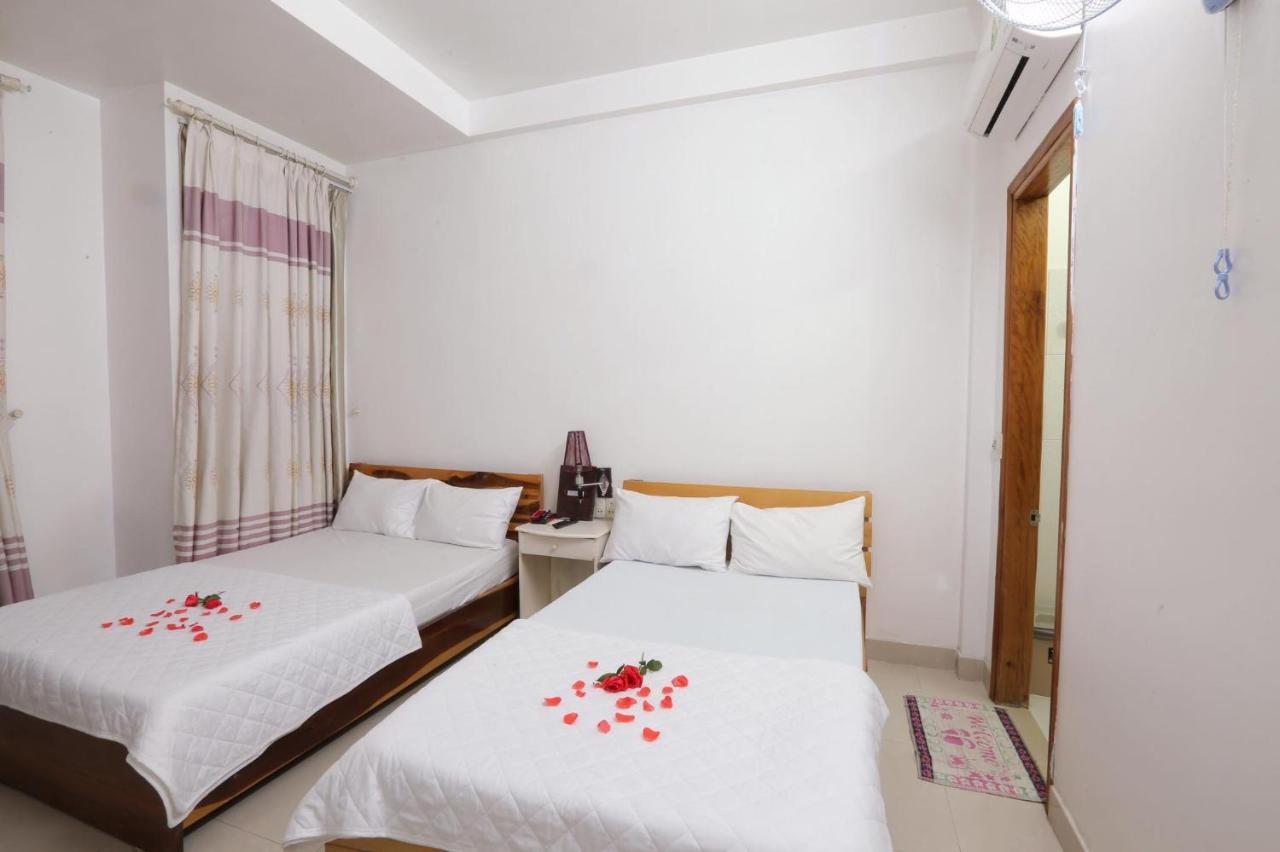 Dimpless Homestay Хюе Екстер'єр фото