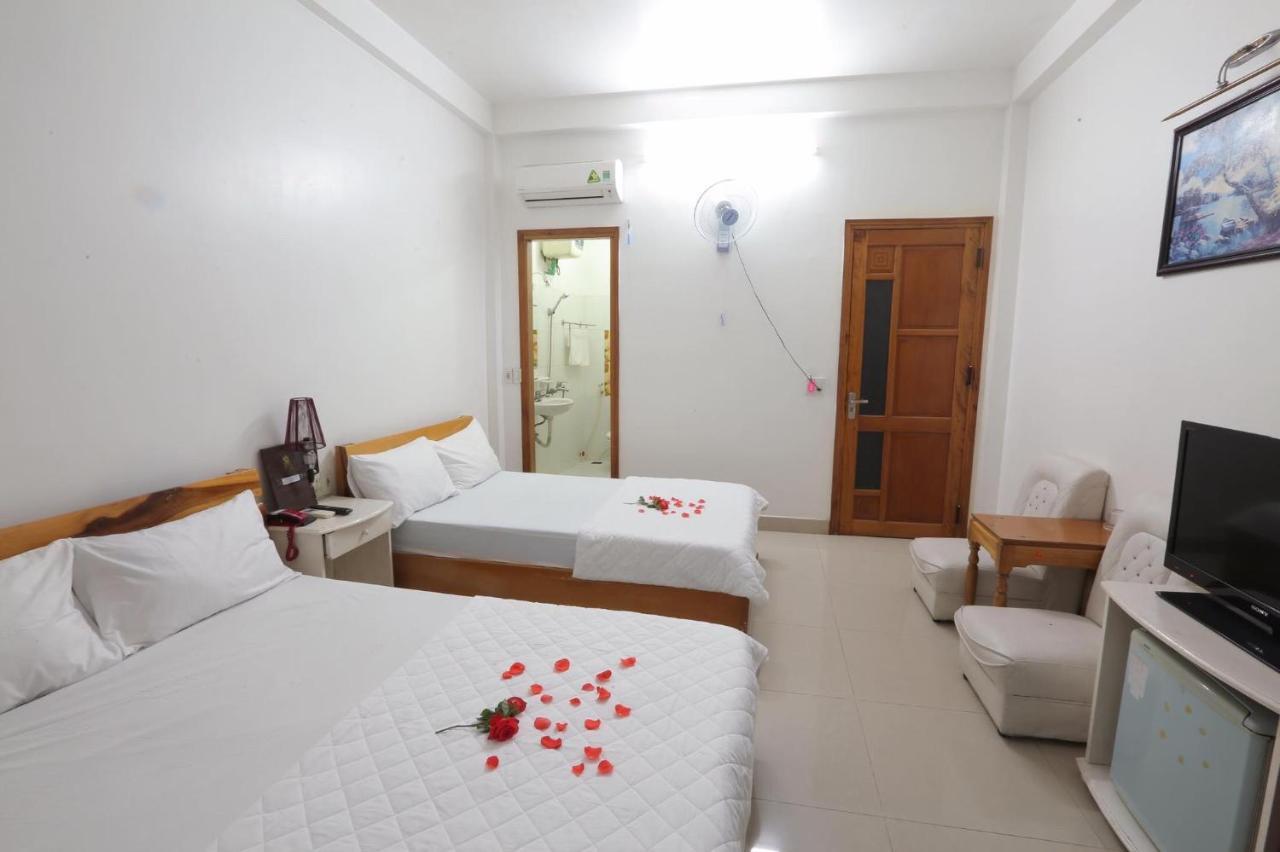 Dimpless Homestay Хюе Екстер'єр фото