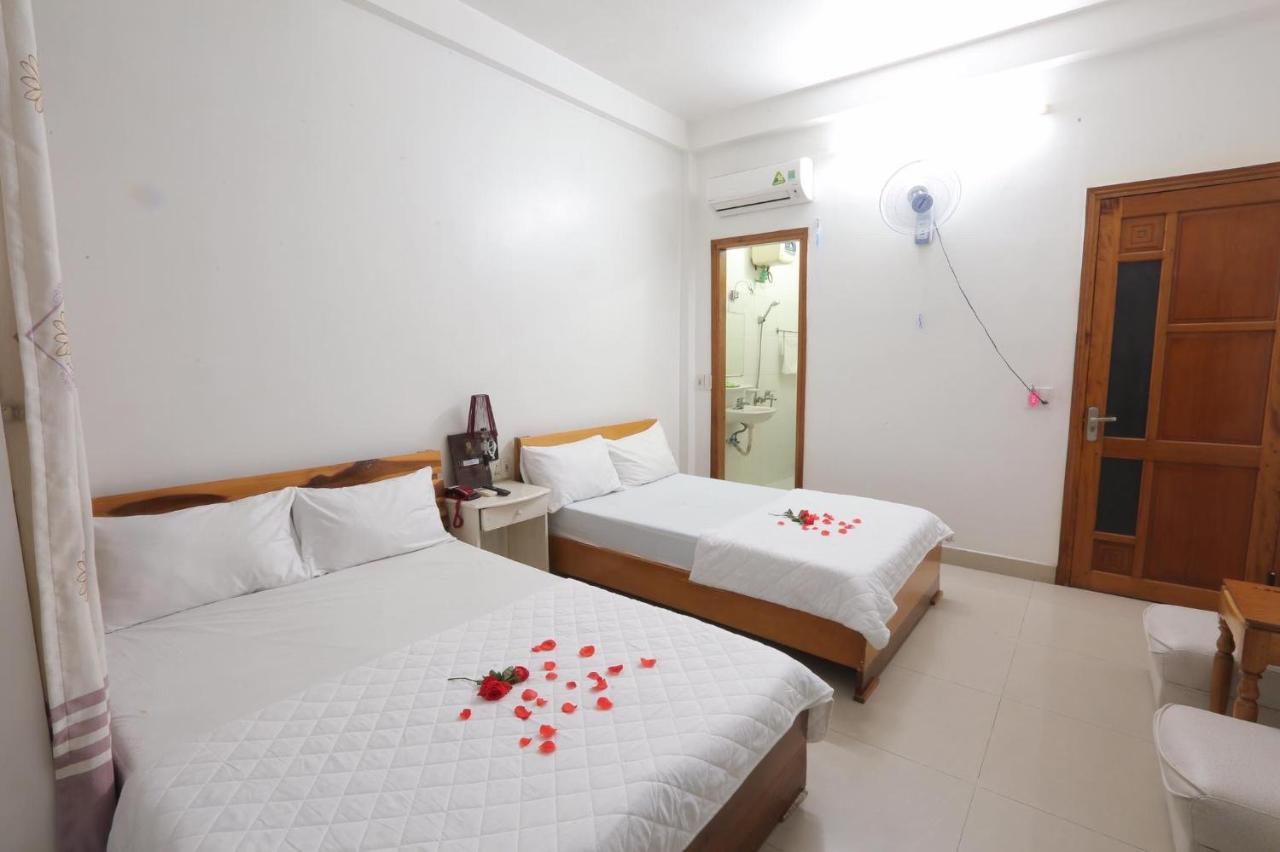 Dimpless Homestay Хюе Екстер'єр фото