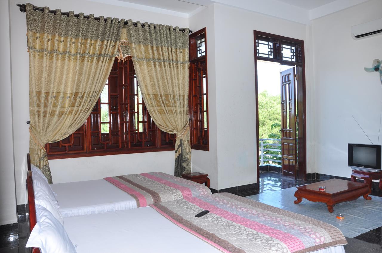 Dimpless Homestay Хюе Екстер'єр фото