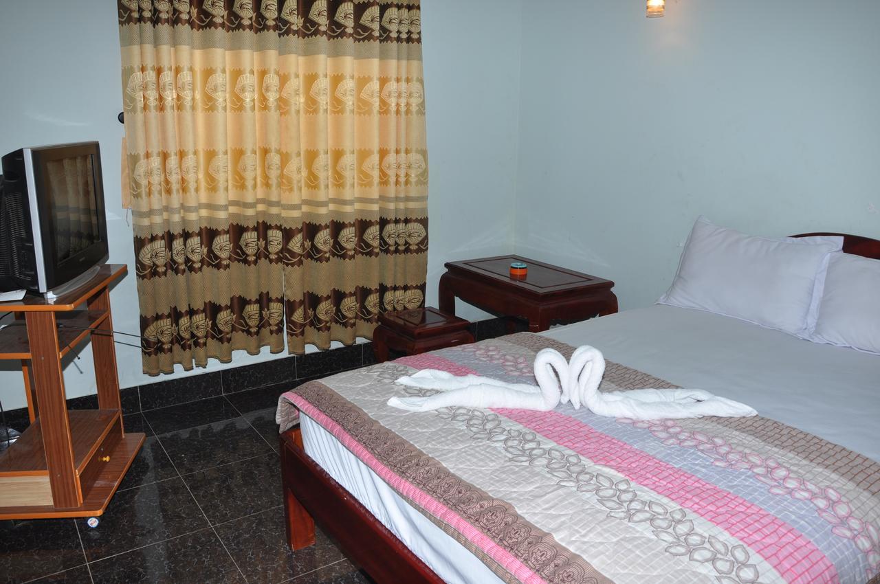 Dimpless Homestay Хюе Екстер'єр фото