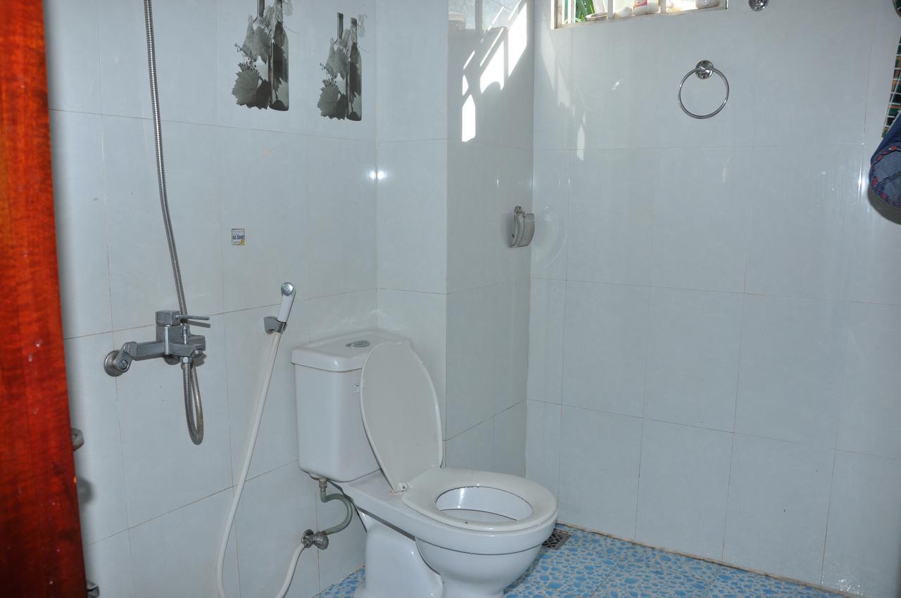 Dimpless Homestay Хюе Екстер'єр фото