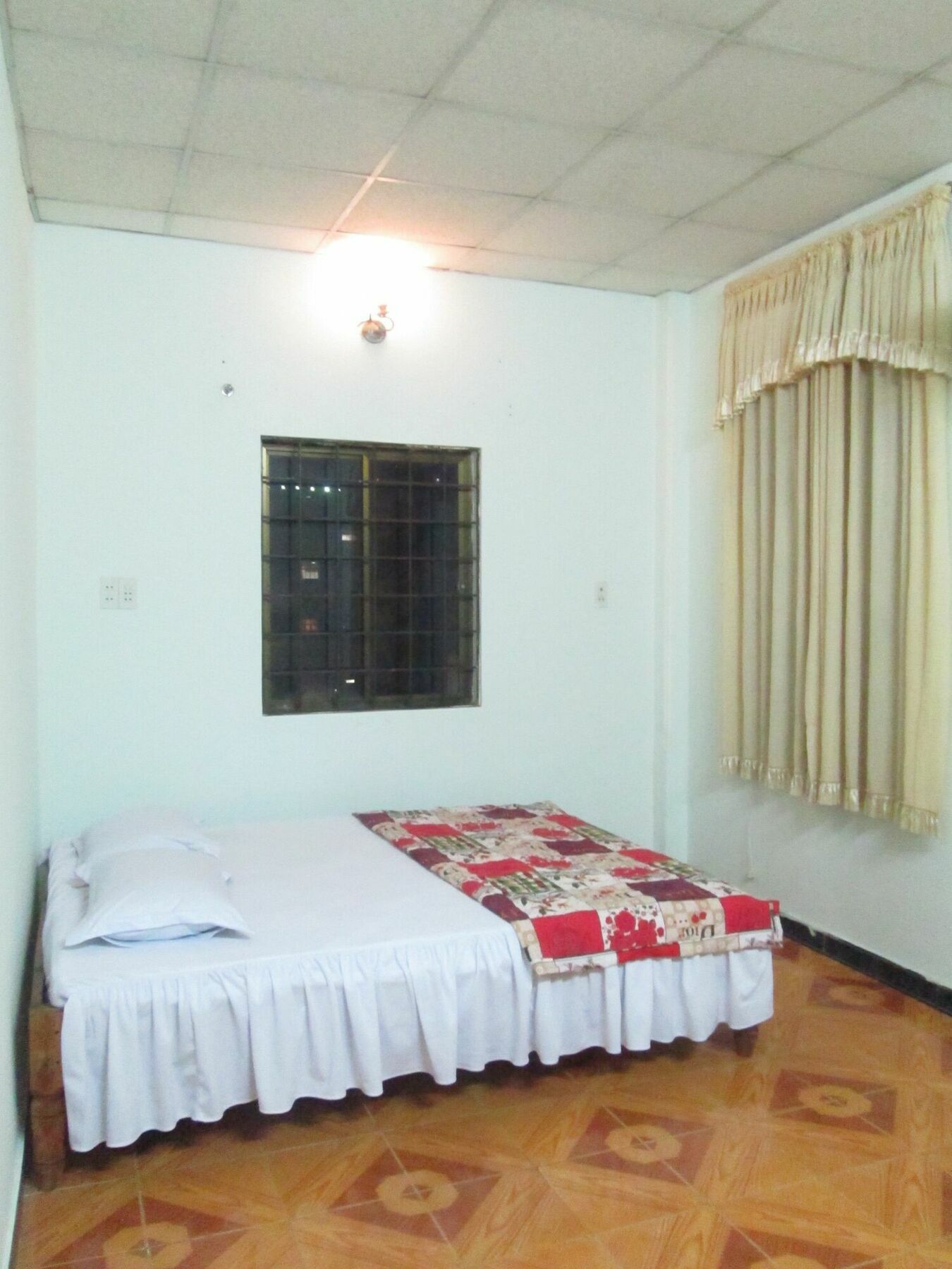 Dimpless Homestay Хюе Екстер'єр фото